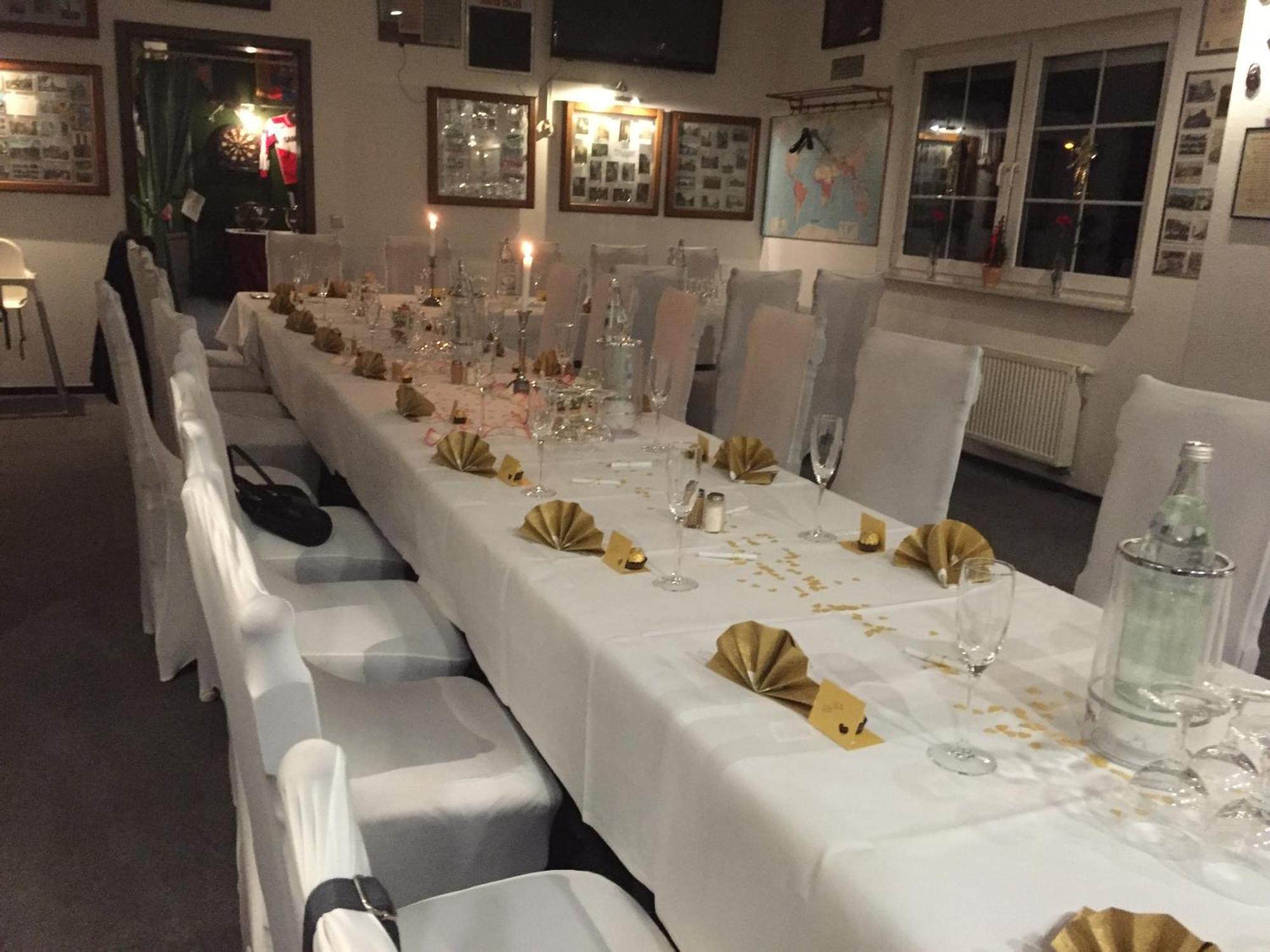 Hotel Goldener Hahn 3*
